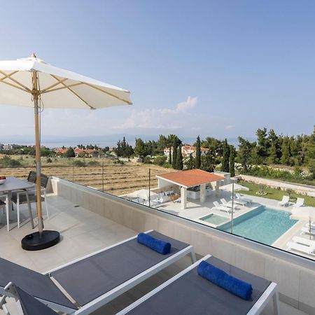Anna Mare Luxury Apartments Afytos Exterior foto