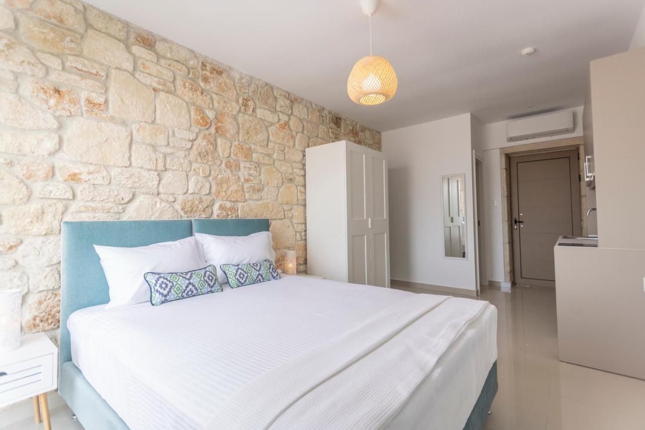 Anna Mare Luxury Apartments Afytos Exterior foto