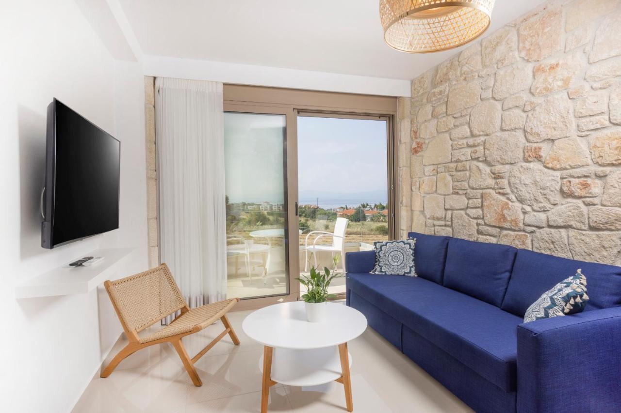 Anna Mare Luxury Apartments Afytos Exterior foto