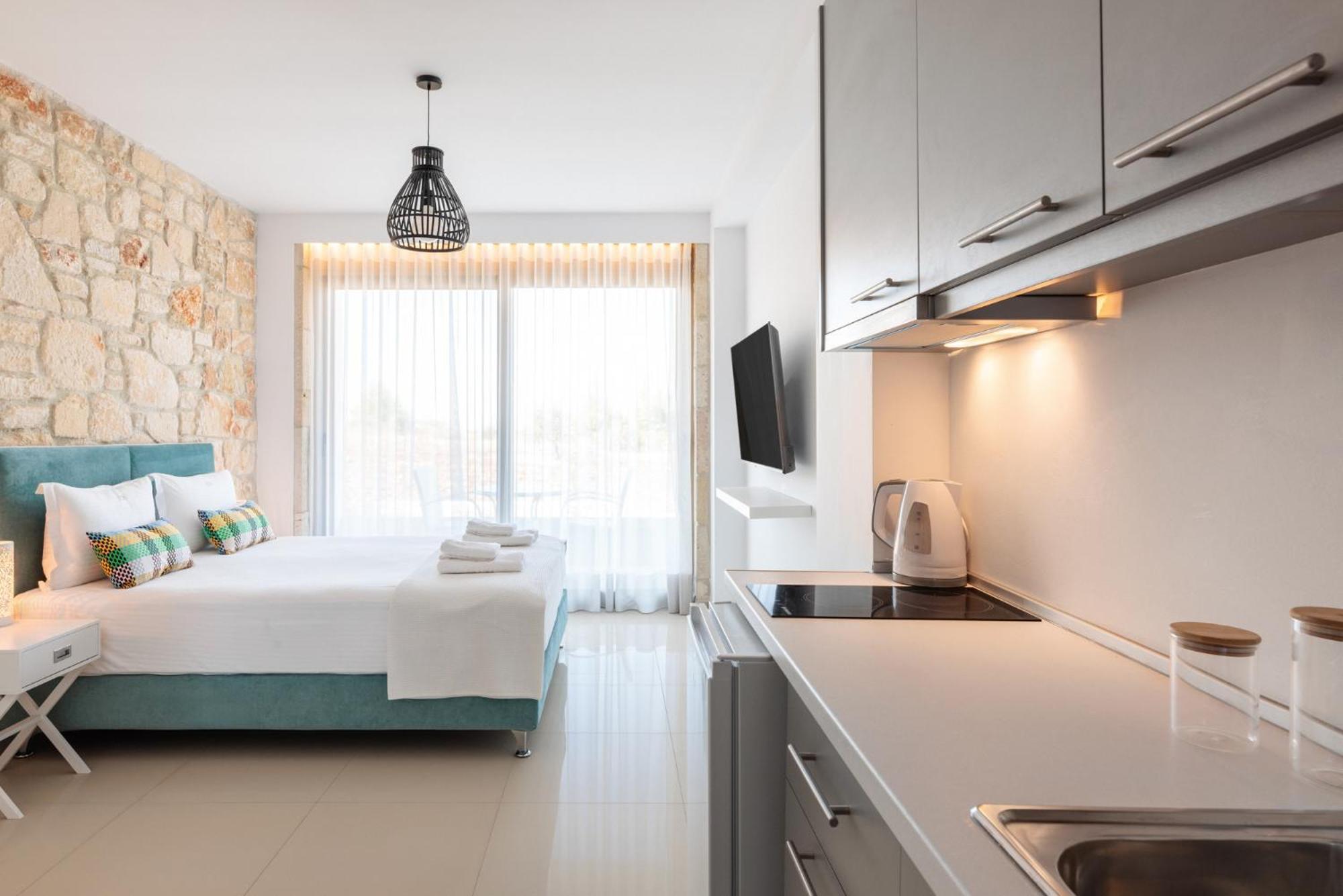 Anna Mare Luxury Apartments Afytos Habitación foto